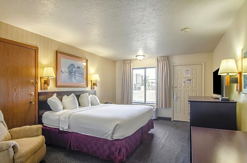 Americas Best Value Inn & Suites Ft Collins E at I-25