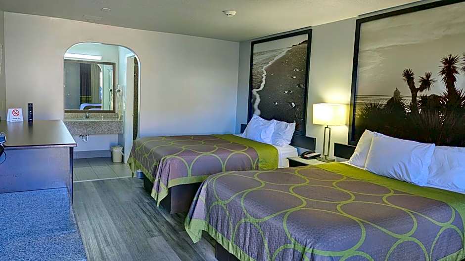 Super 8 by Wyndham Houston/Willowbrook/Hwy 249