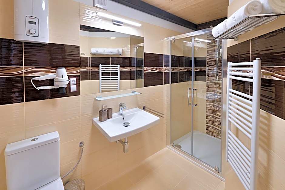 Zámek Wichterle - Hotel a pivní lázně
