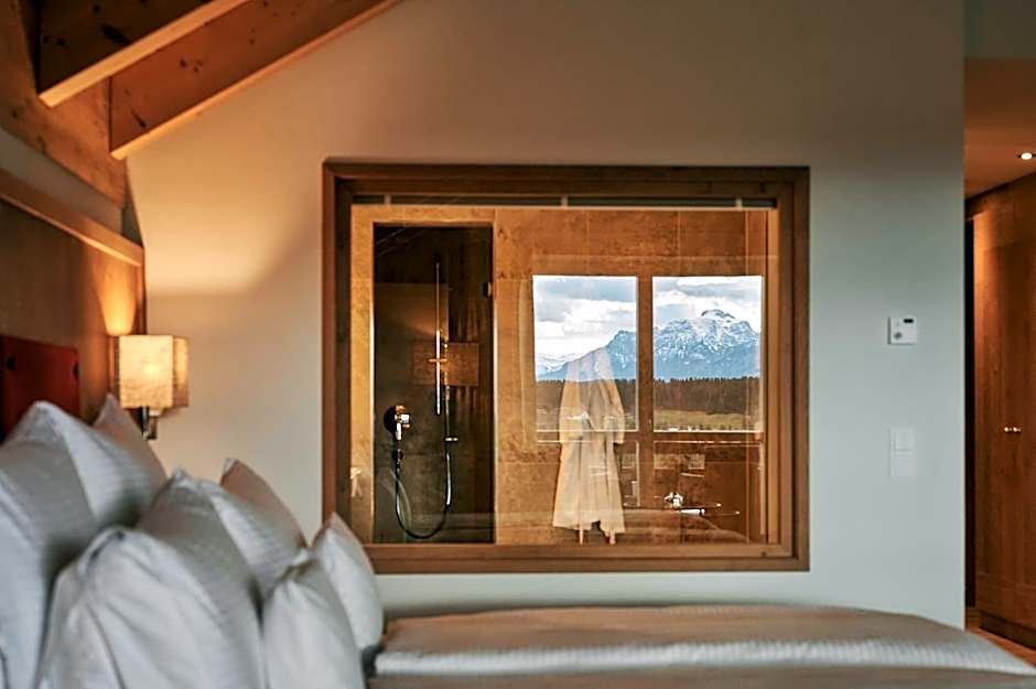 Hotel Auf der Gsteig GmbH