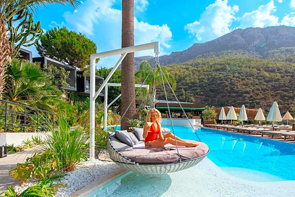 Morina Deluxe Hotel