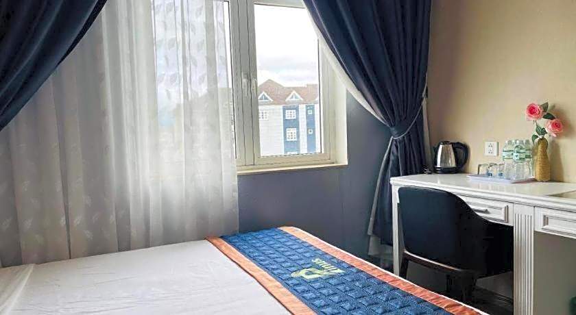 Pinus Hotel