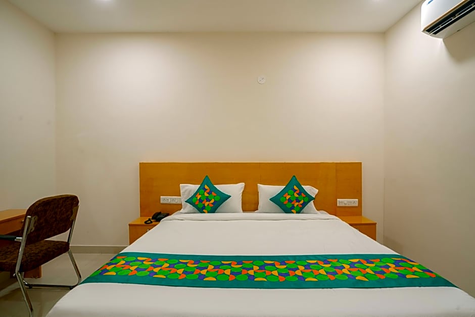 Treebo The Living Tree Khairtabad