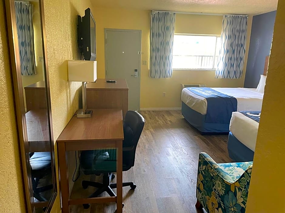 Days Inn by Wyndham Gainesville University