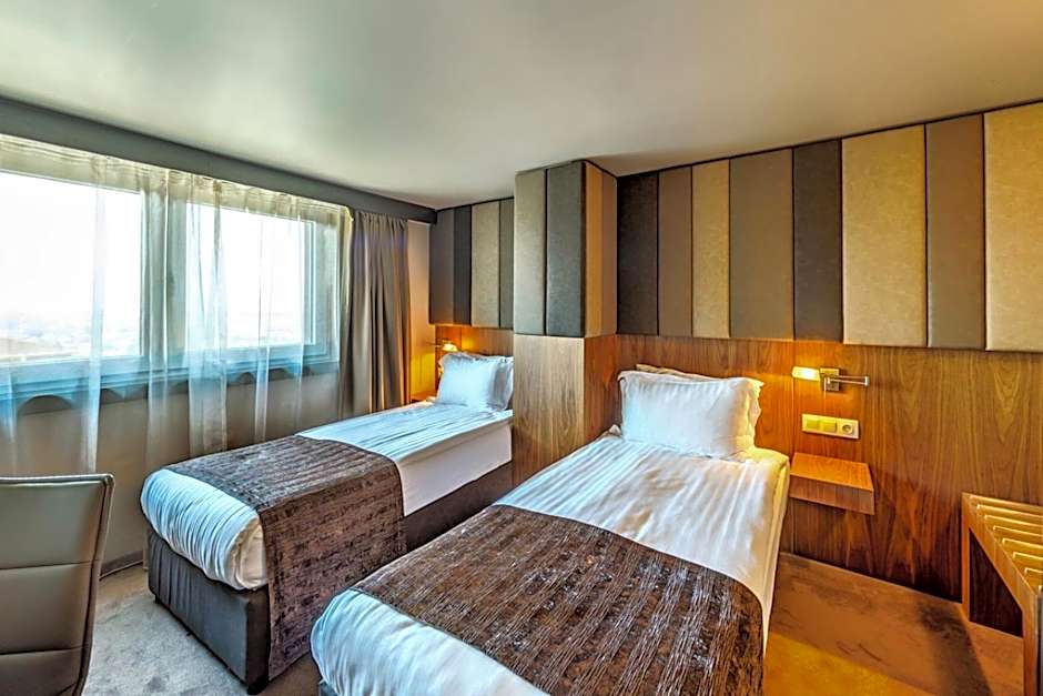 All Seasons Residence Design Hotel - Free parking