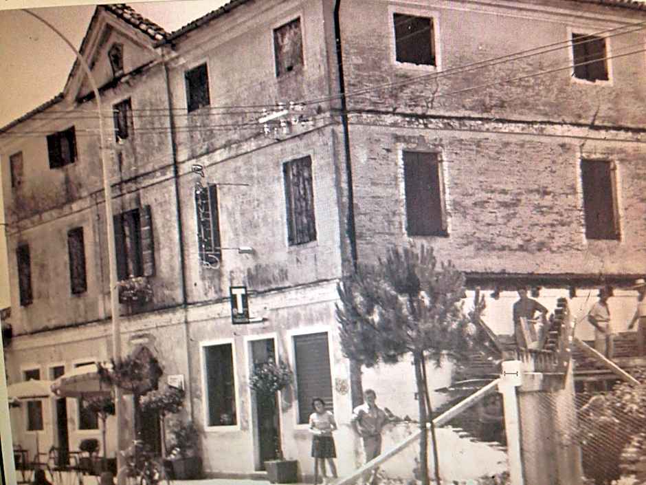 Hotel Pizzeria Ristorante "Al Leone"