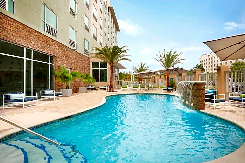 Four Points by Sheraton Miami Airport