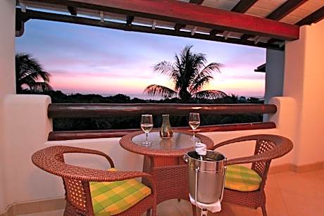 Suite with Ocean View