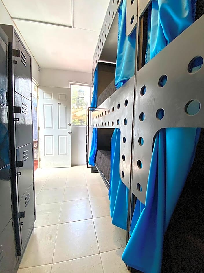 ROOMIES HOSTEL Parque México