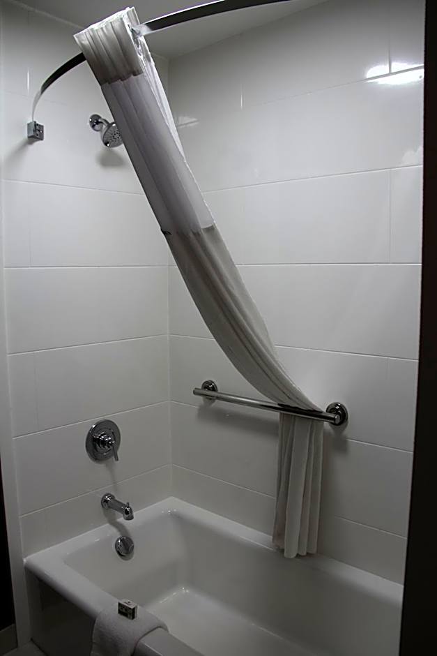 La Quinta Inn & Suites by Wyndham Yakima Downtown