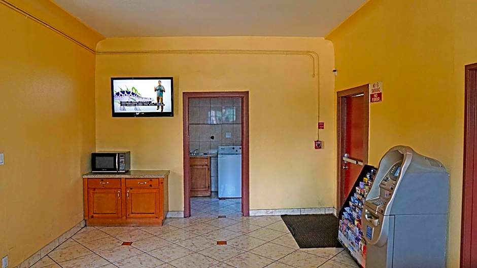 Antonio Hotel