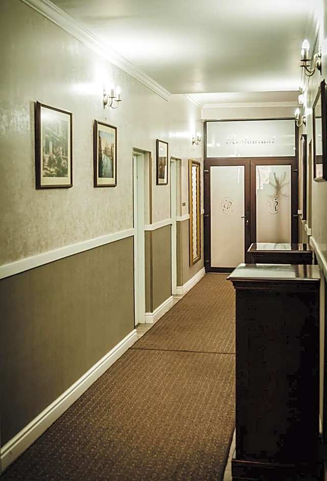 Carnival City Hotel Oradea