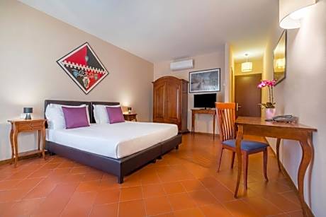 Double or Twin Room with Bathroom