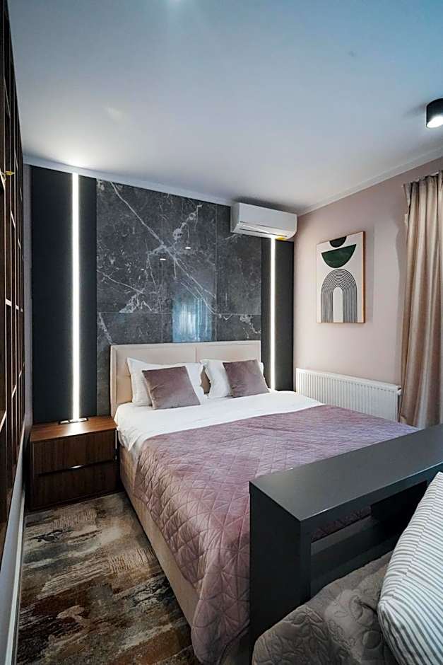 Panorama Deluxe Aparthotel