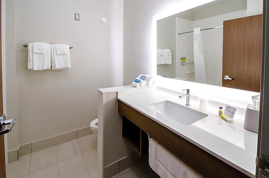 Holiday Inn Express And Suites Taylor By IHG