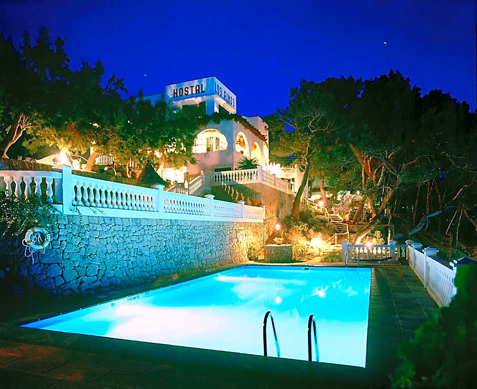Photo 1 of 16 of Hostal Los Pinos