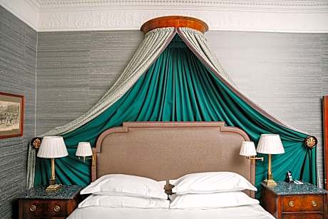 Prince Of Wales Suite