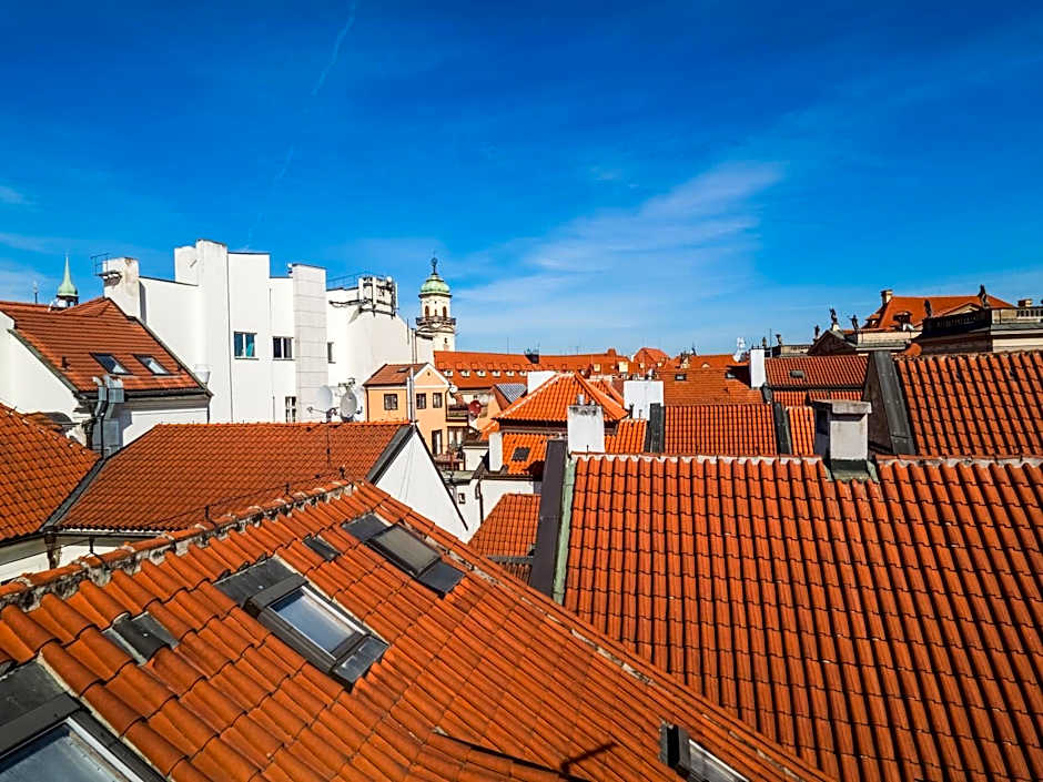 Chateau 9 Apartments by Adrez