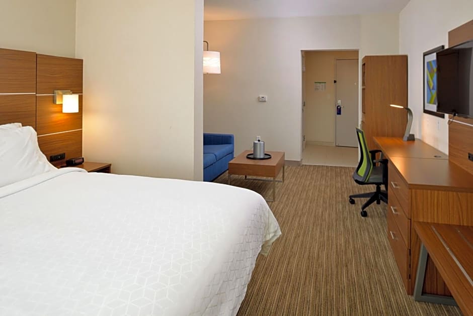 Holiday Inn Express Lodi