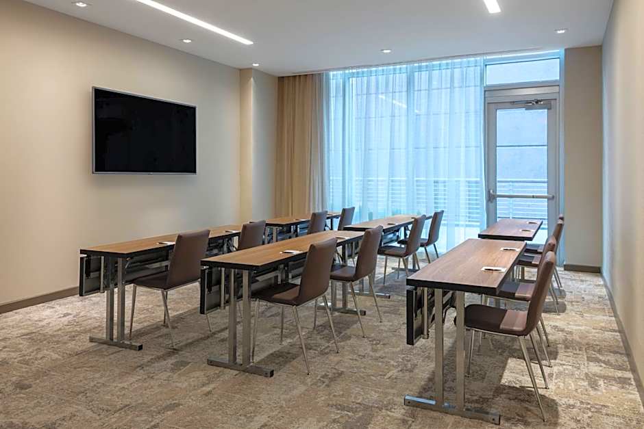 AC Hotel by Marriott Atlanta Midtown