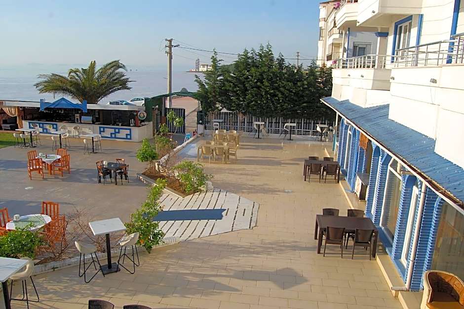 Grand Koru Otel Beach