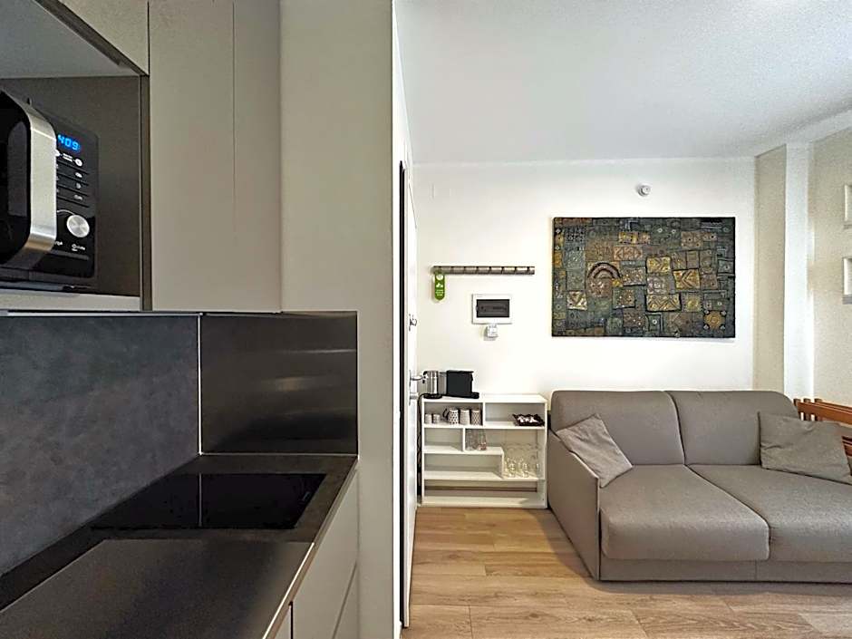 Extravaganza Room and Suite Apartment City Center