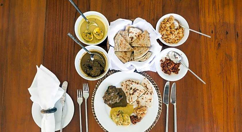 Taru Villas Rampart Street 