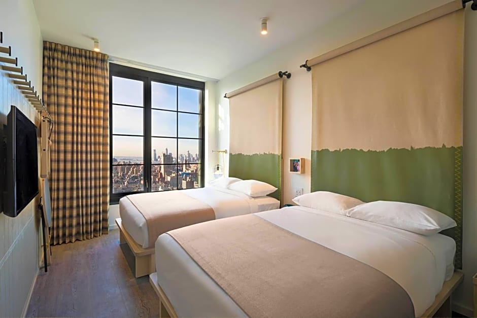 Moxy by Marriott NYC Chelsea