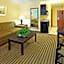 Holiday Inn Express Hotel & Suites Carthage By IHG