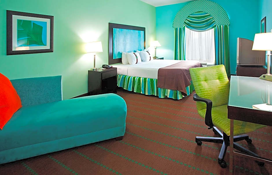 Holiday Inn & Suites Ocala Conference Center By IHG