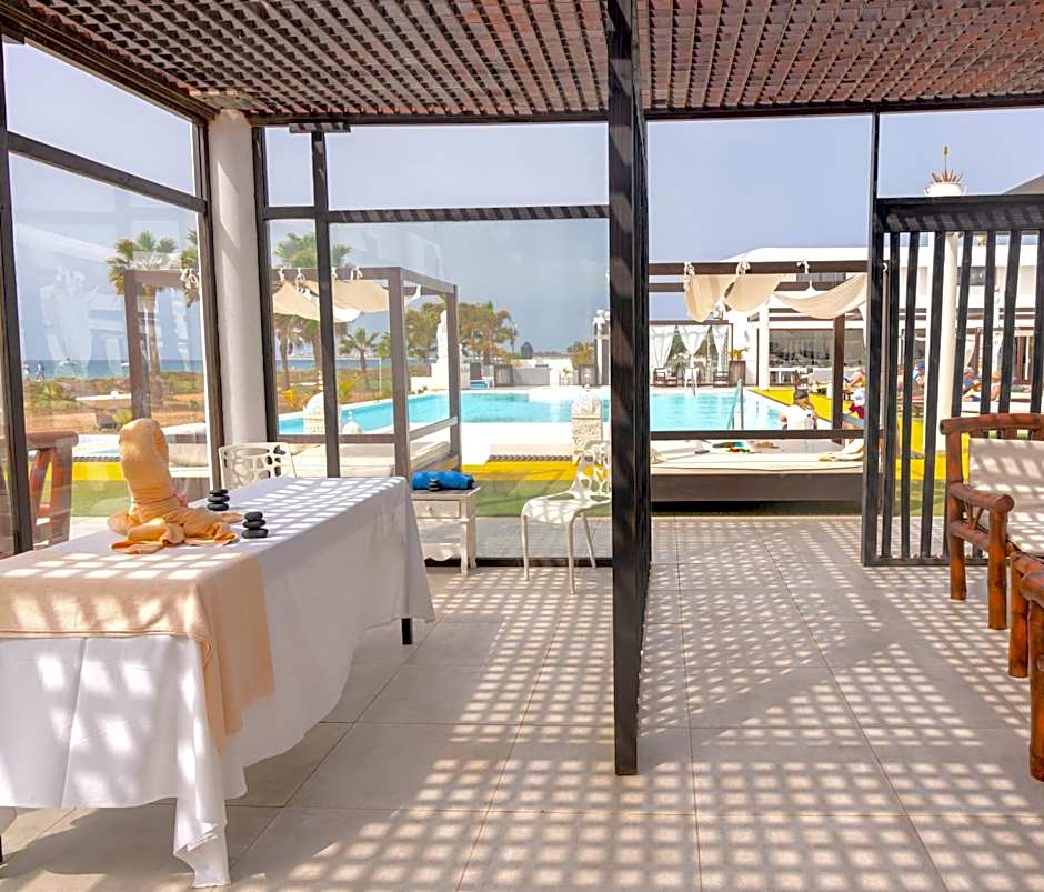 Hotel LIVVO Budha Beach