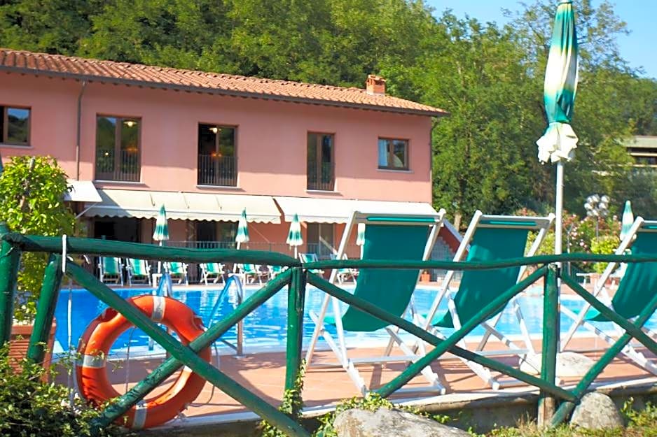 Hotel Lago Verde