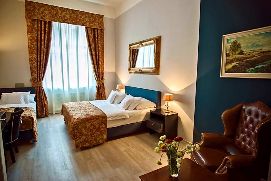 Hotel Julian