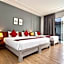Phuket La Siesta, Naiharn Beach