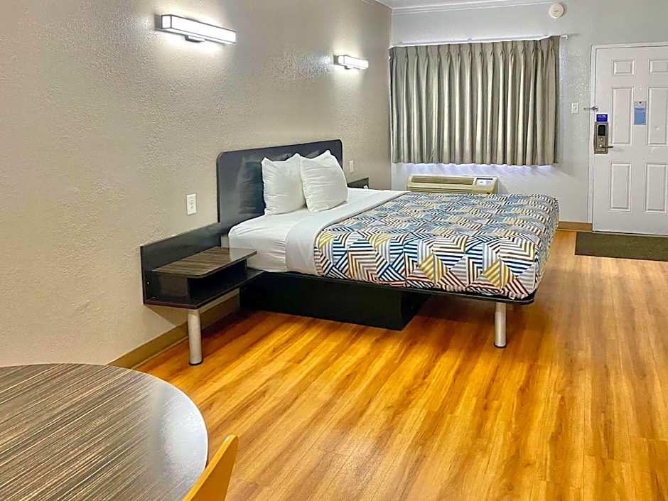 Motel 6-Huntington, WV