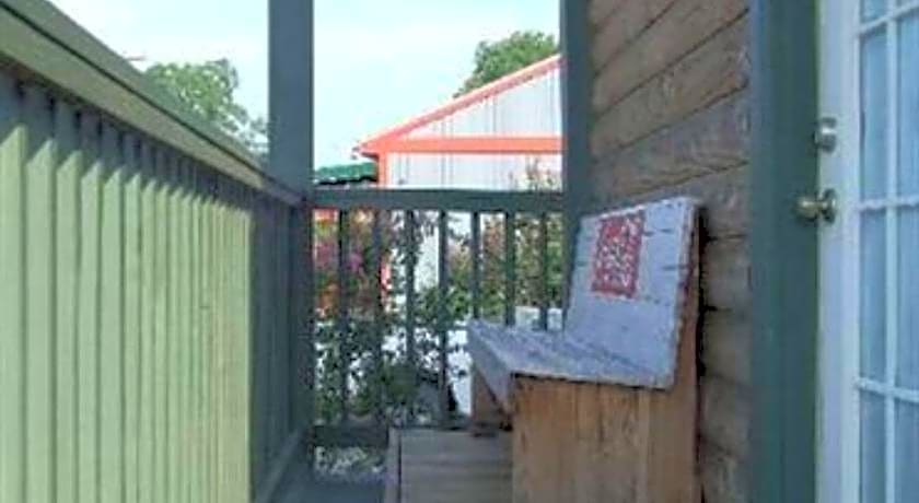 Susan's Cottages – Alexandria, LA
