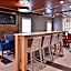 Holiday Inn Express Hotel & Suites North Kansas City By IHG