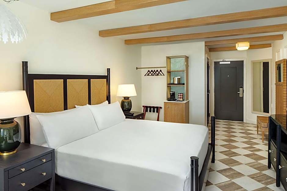 Casa Marina Key West, Curio Collection by Hilton