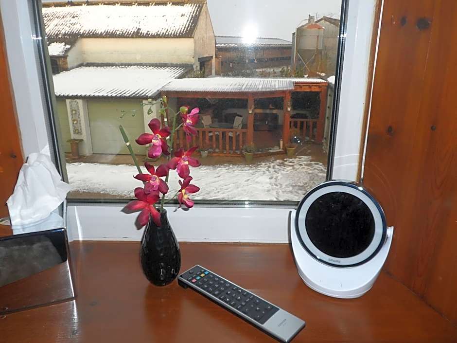 Midtown Farm Bed & Breakfast