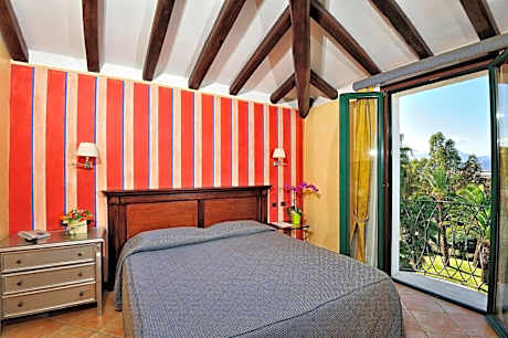 Double Room with Pool View
