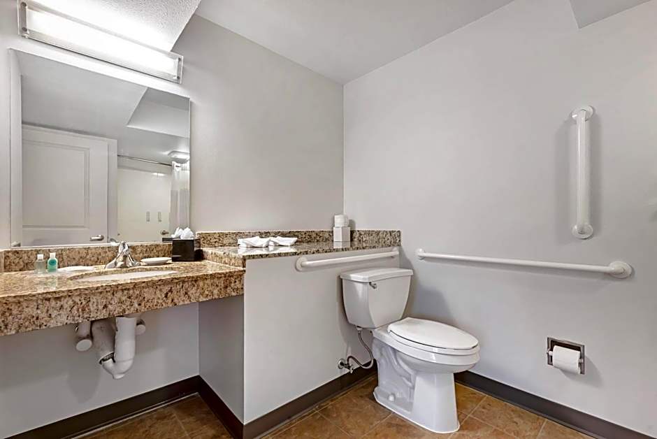 MainStay Suites St. Louis - Galleria