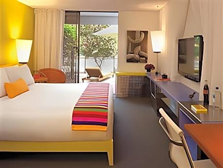 King Room with Pool View