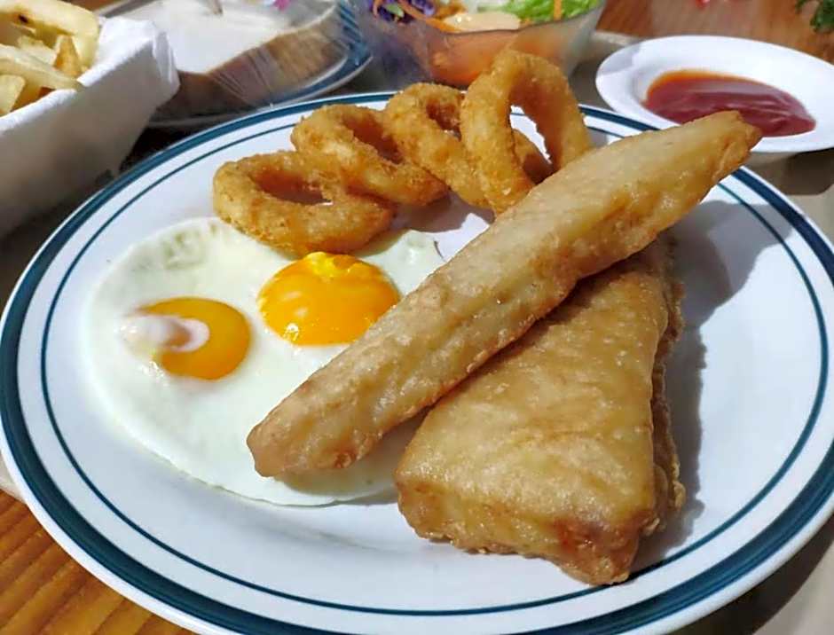 Junction Motel Sanson-Truck Motel