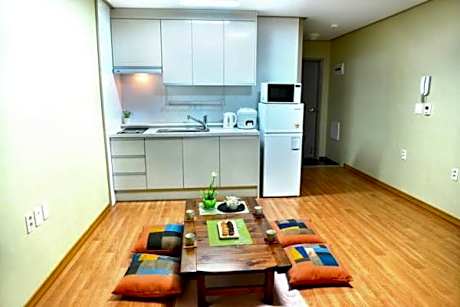 Korean-Style Deluxe Studio