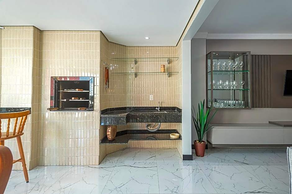 ITNC143- Frente ao mar! Amplo ap com 3 quartos+3WC