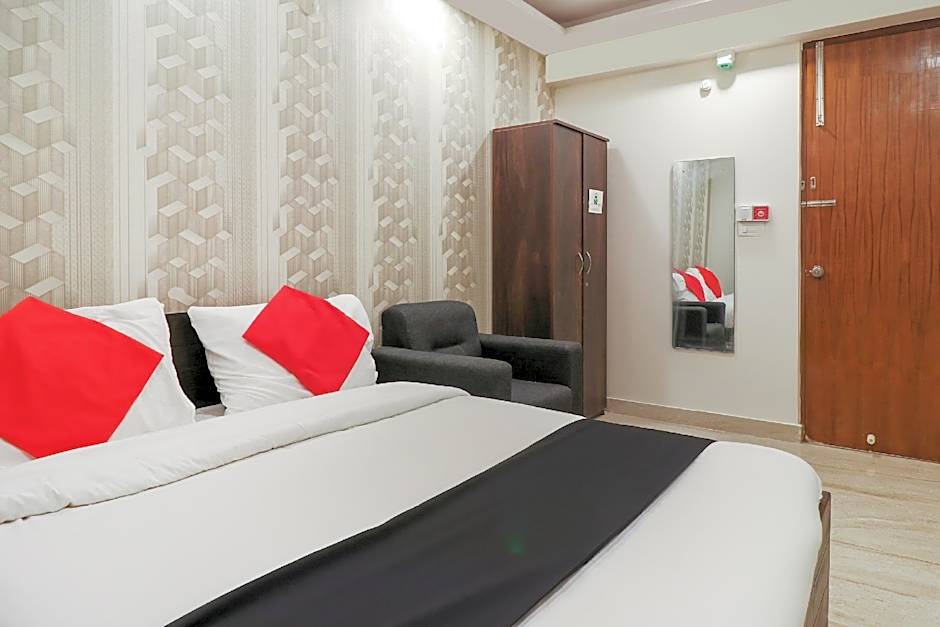 Capital O Hotel 24 Plus