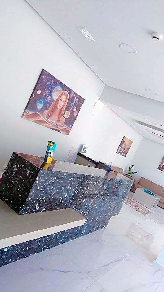 Blue Horizon Apartments