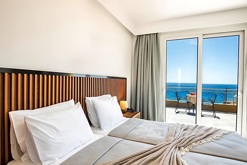 Apolis Beachscape Hotel