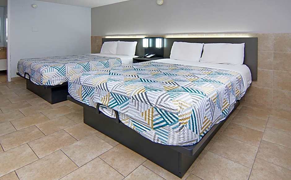 Motel 6 Mesquite, TX Town East