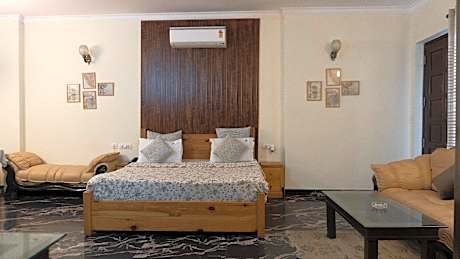Sterling Room with Kitchenette